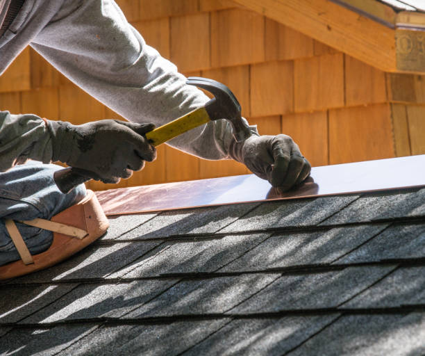 Best Roof Maintenance Services  in Choctaw Lake, OH